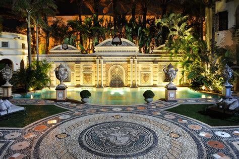 versace dinner miami|Versace mansion dinner Miami.